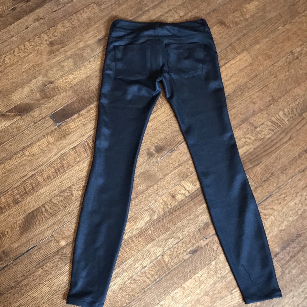 Guess Stretch Pant - Picture 5 of 6
